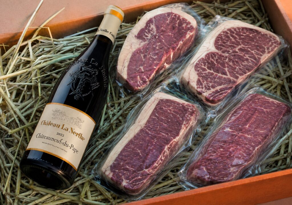 Vánoční balíček Château La Nerthe s rib eye, striploin a flank steakem